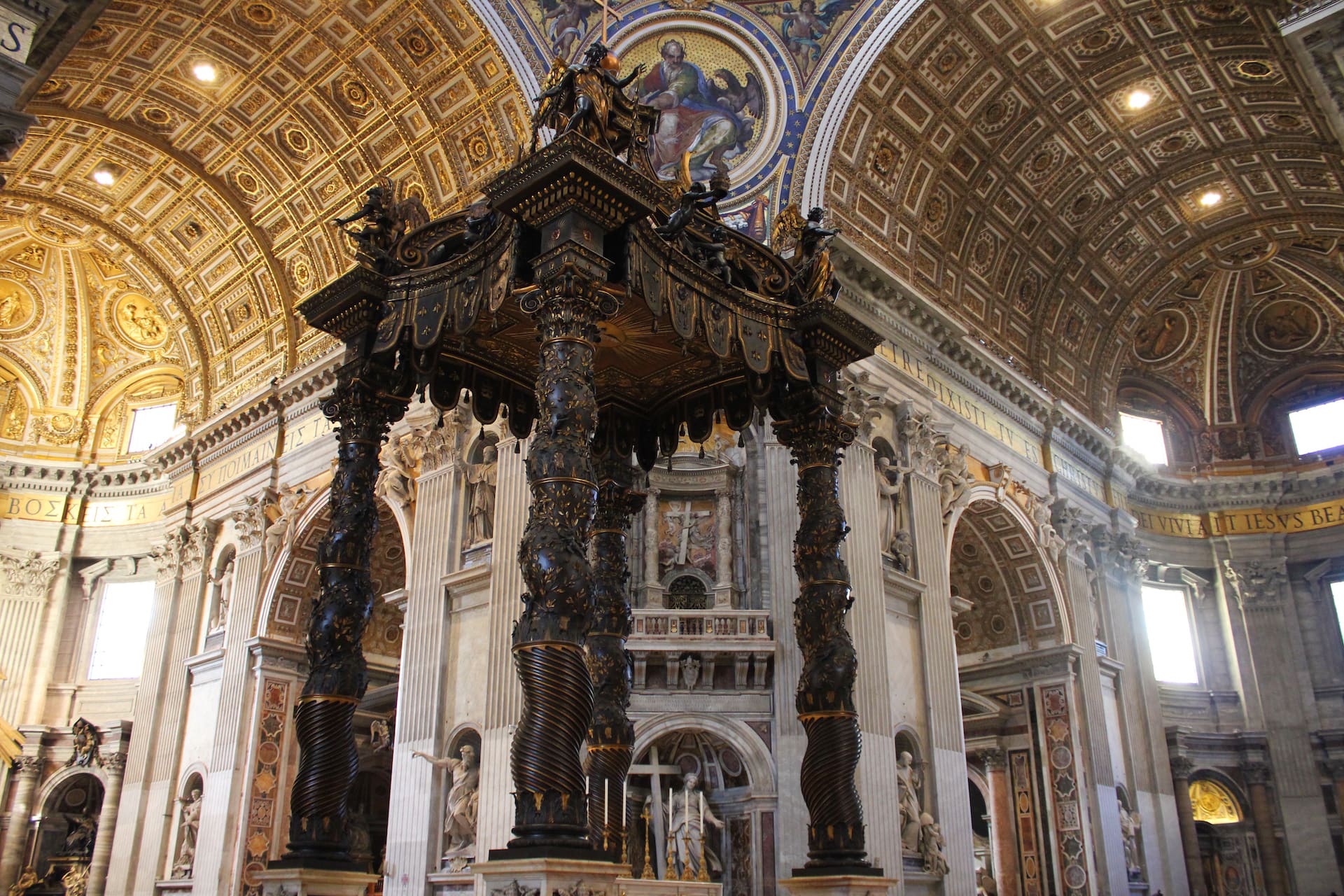 Vatican St Peters basilica inside