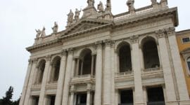 How to visit St John Lateran Basilica and the Cloister ?