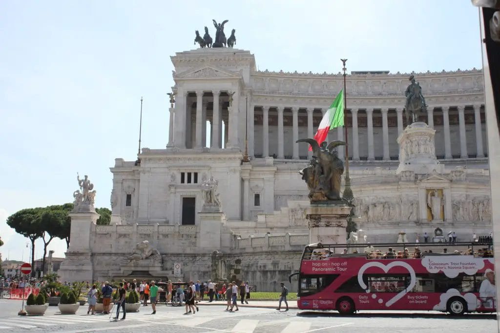 vatican necropolis Hop On Hop Off Bus