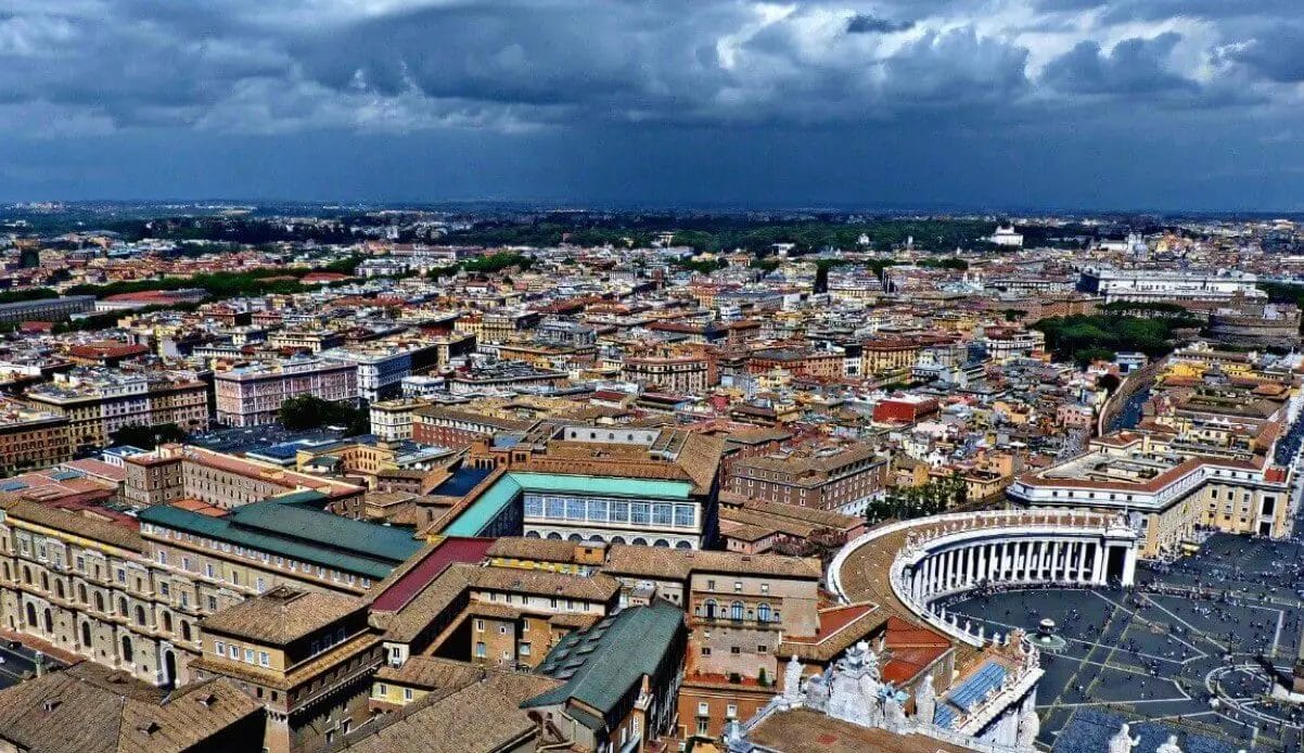 St Peter's Square weather