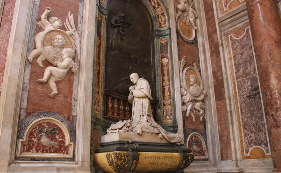 Vatican Grottoes Guide