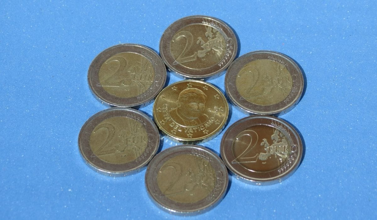 Gold Vatican coin pope