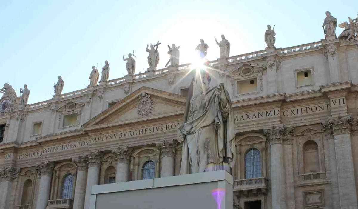 St Peter statue Vatican outside